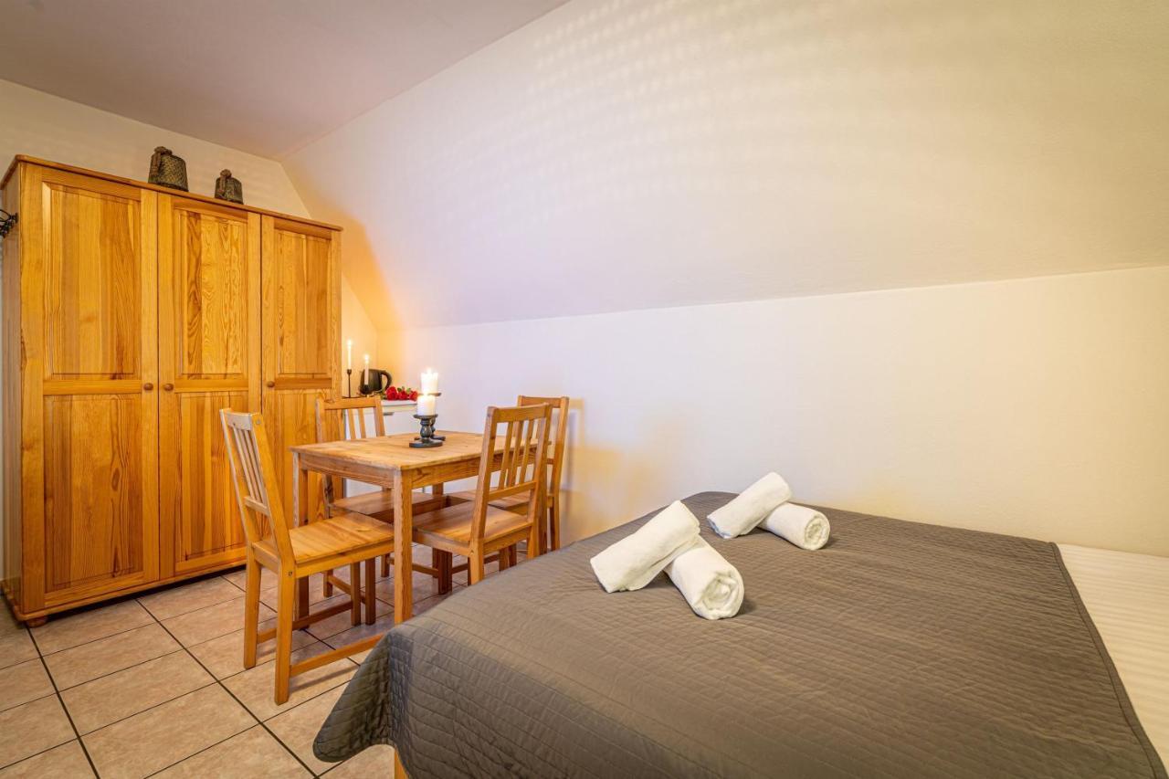 Liberta Inn - Pokoje Goscinne Zakopane Buitenkant foto