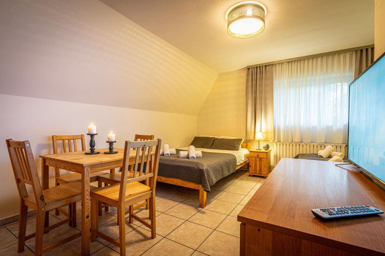 Liberta Inn - Pokoje Goscinne Zakopane Buitenkant foto